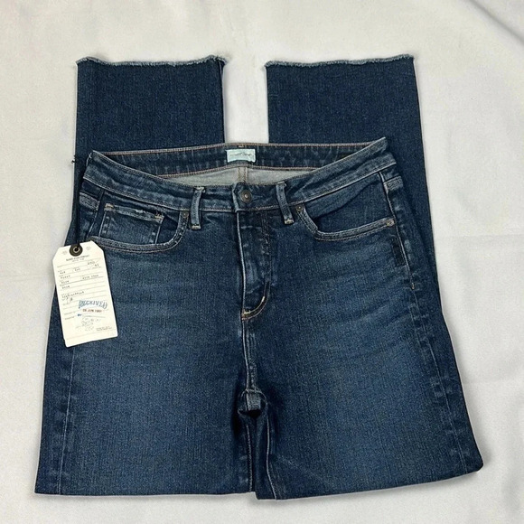 NWT SilverJean Co High Rise Fleet Kick Crop Jean Size 28 - Picture 4 of 11
